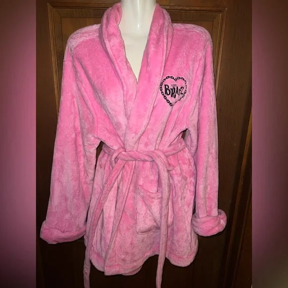 Dolls Kill x Bratz Pink Plush Robe - Picture 2 of 4